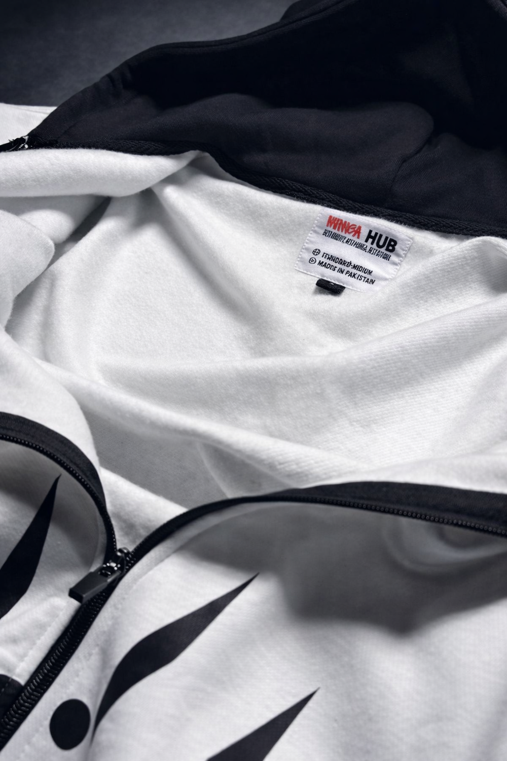 Aizen-Inspired Premium Hoodie – Exclusive Pakistan Edition