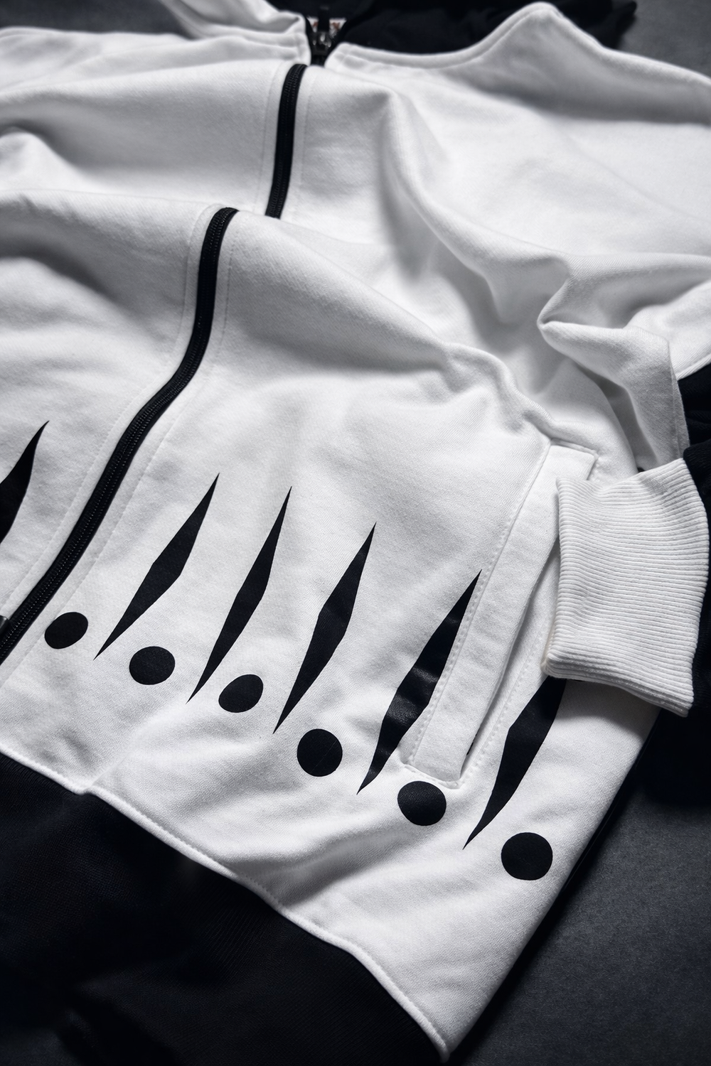 Aizen-Inspired Premium Hoodie – Exclusive Pakistan Edition