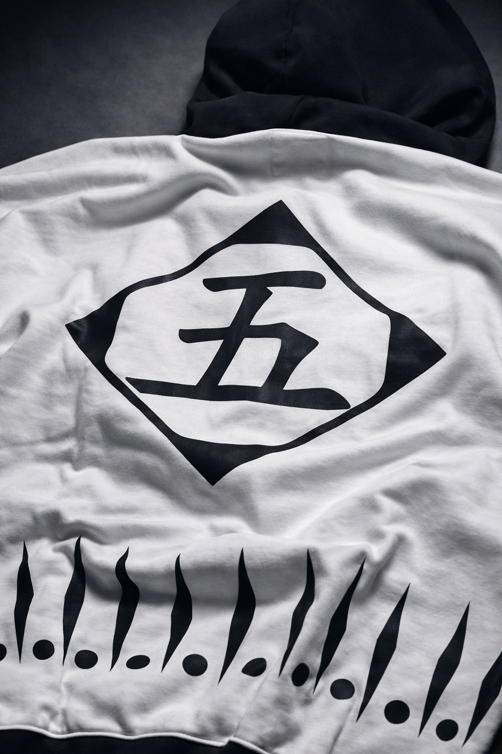 Aizen-Inspired Premium Hoodie – Exclusive Pakistan Edition